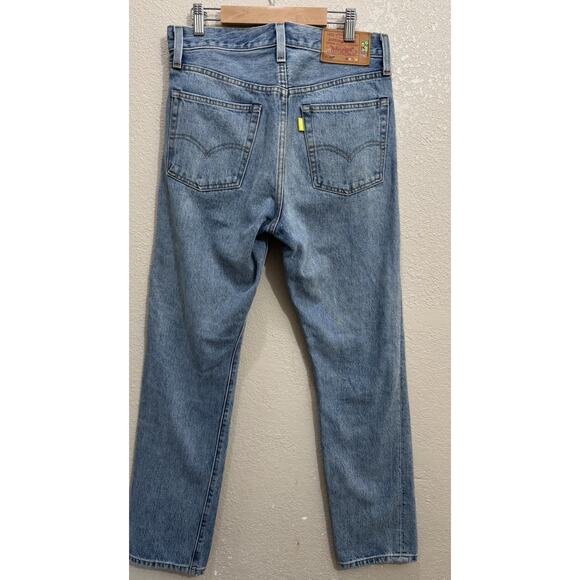 Levis X Super Mario Bros 501 Denim Jeans Womens Size 27 - Picture 3 of 8